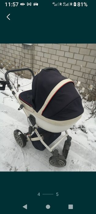 ДИТЯЧА колиска на великих колесах