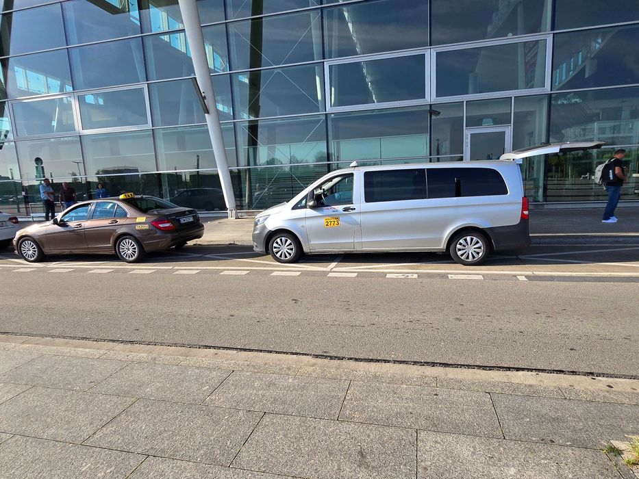 Bus dla 8 osób, Polska i zagranica, faktura, imprezy okolicznościowe