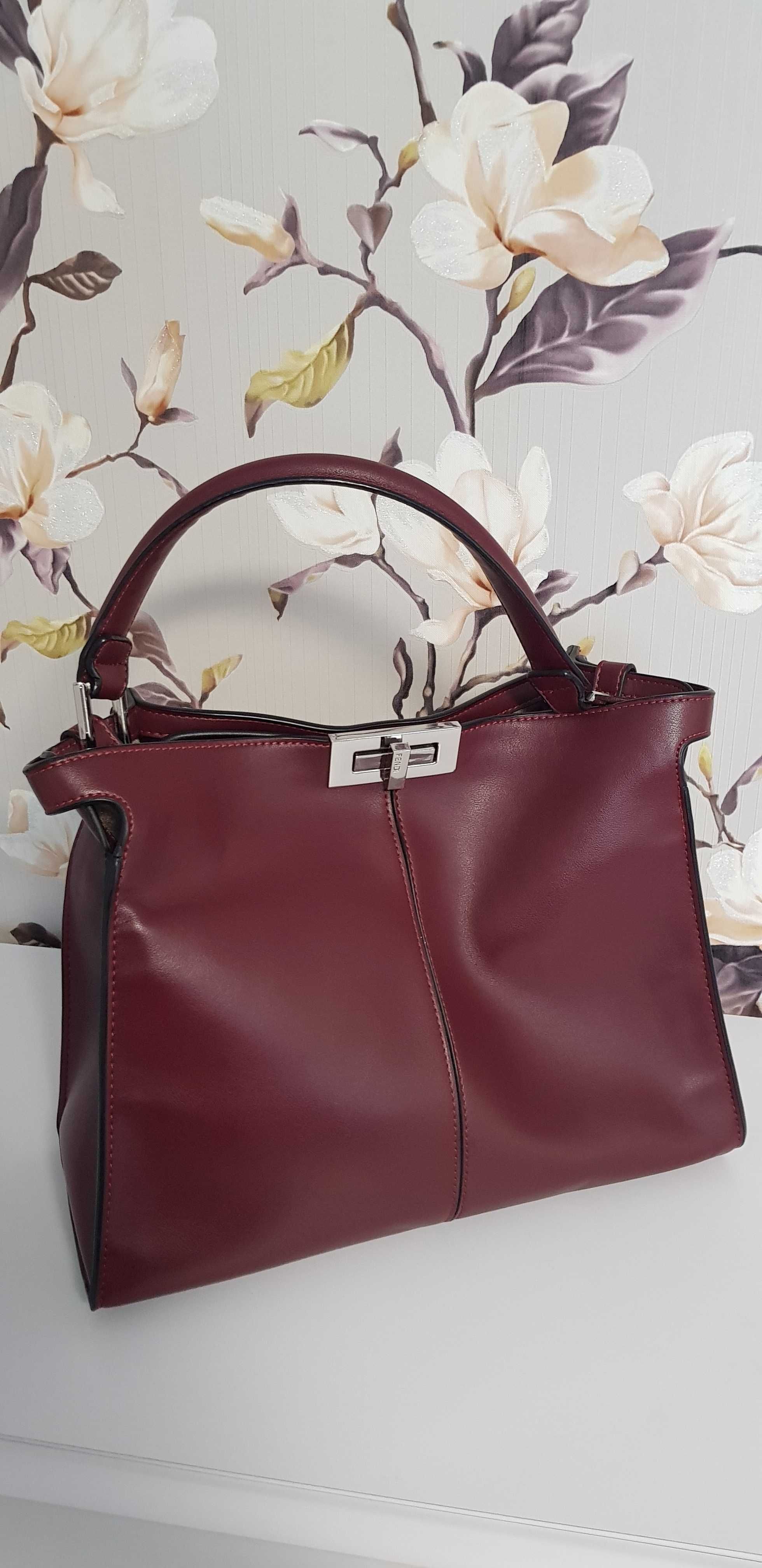 Женская сумка FENDI