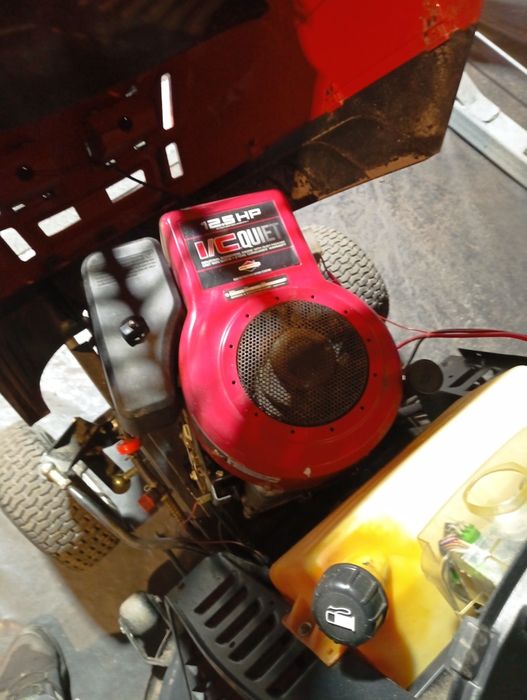 Traktorek do trawy Castelgarden Sprowadzon z Niemiec y