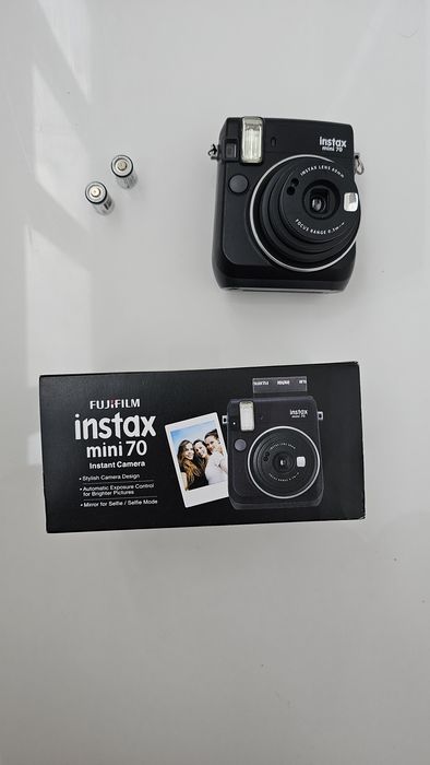 Камера Fujifilm Instax Mini 70