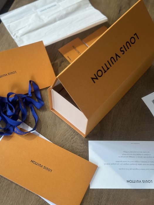 Louis Vuitton  коробка пакет