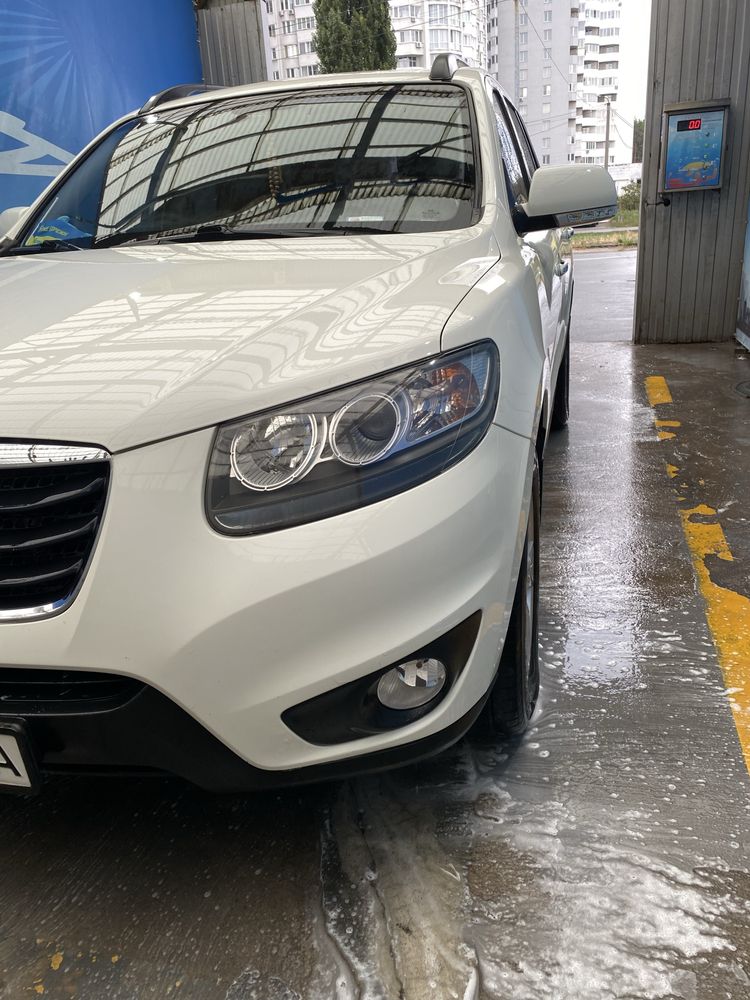 Файний автомобіль без дефектів