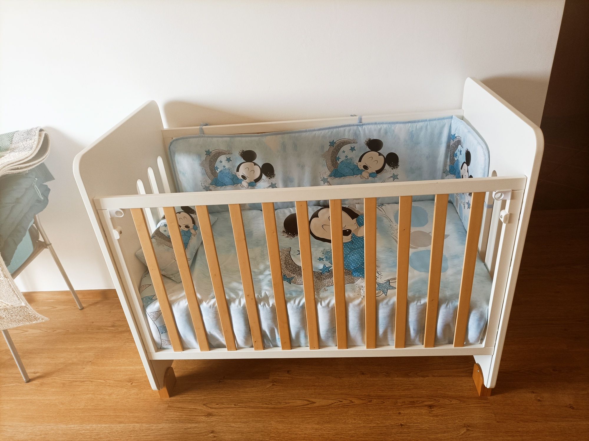 Cama para bebe / berço