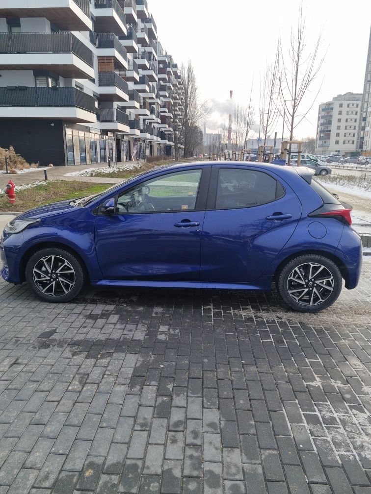 Wynajem krótko i długoterminowy auta osobowego Toyota Yaris