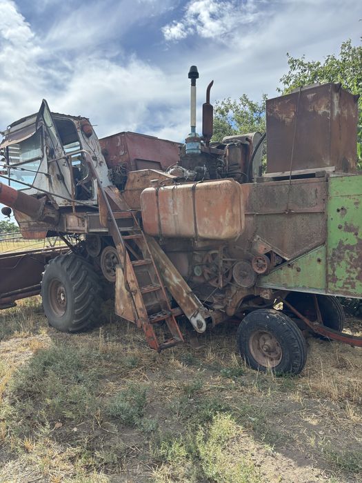 Продам комбайн Нива СК-5