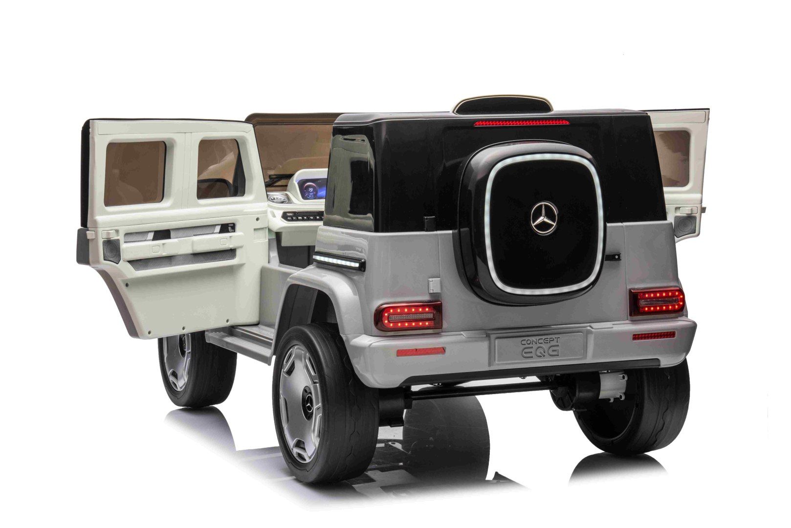 4x4 PILOT  Auto na akumulator elektryczny  Mercedes Benz EQG Srebrny