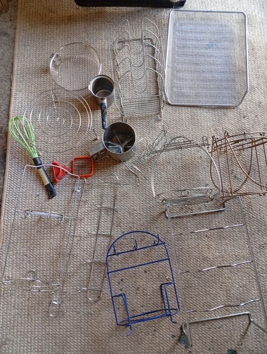 Кухонные принадлежности.