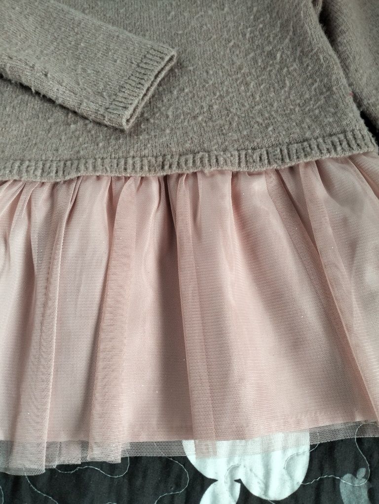 H&M śliczna sukienka, pudrowy róż, sweterkowa, mieniąca,r. 92/104