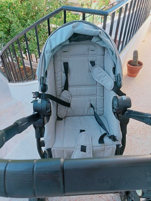 Carrinho de passeio duplo - Baby jogger City Select Lux