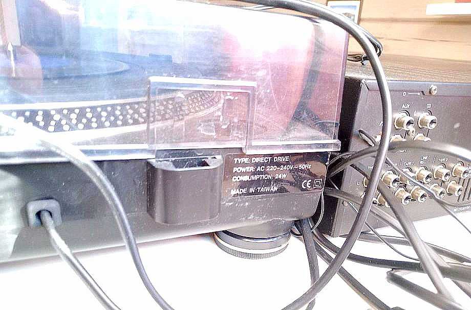 Gramofon Taiwański pólprofesjonalny z 80-tych , sprawny jak nowy TANIO