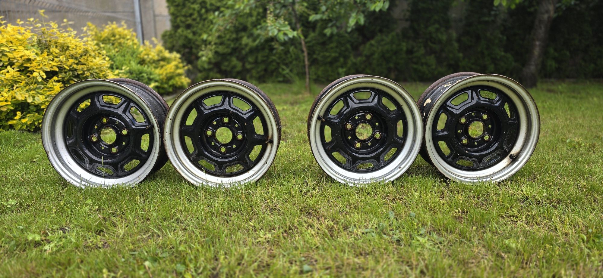 Felgi stalowe BMW oryginal 13 cali ET18 4x100 Rekin E30
