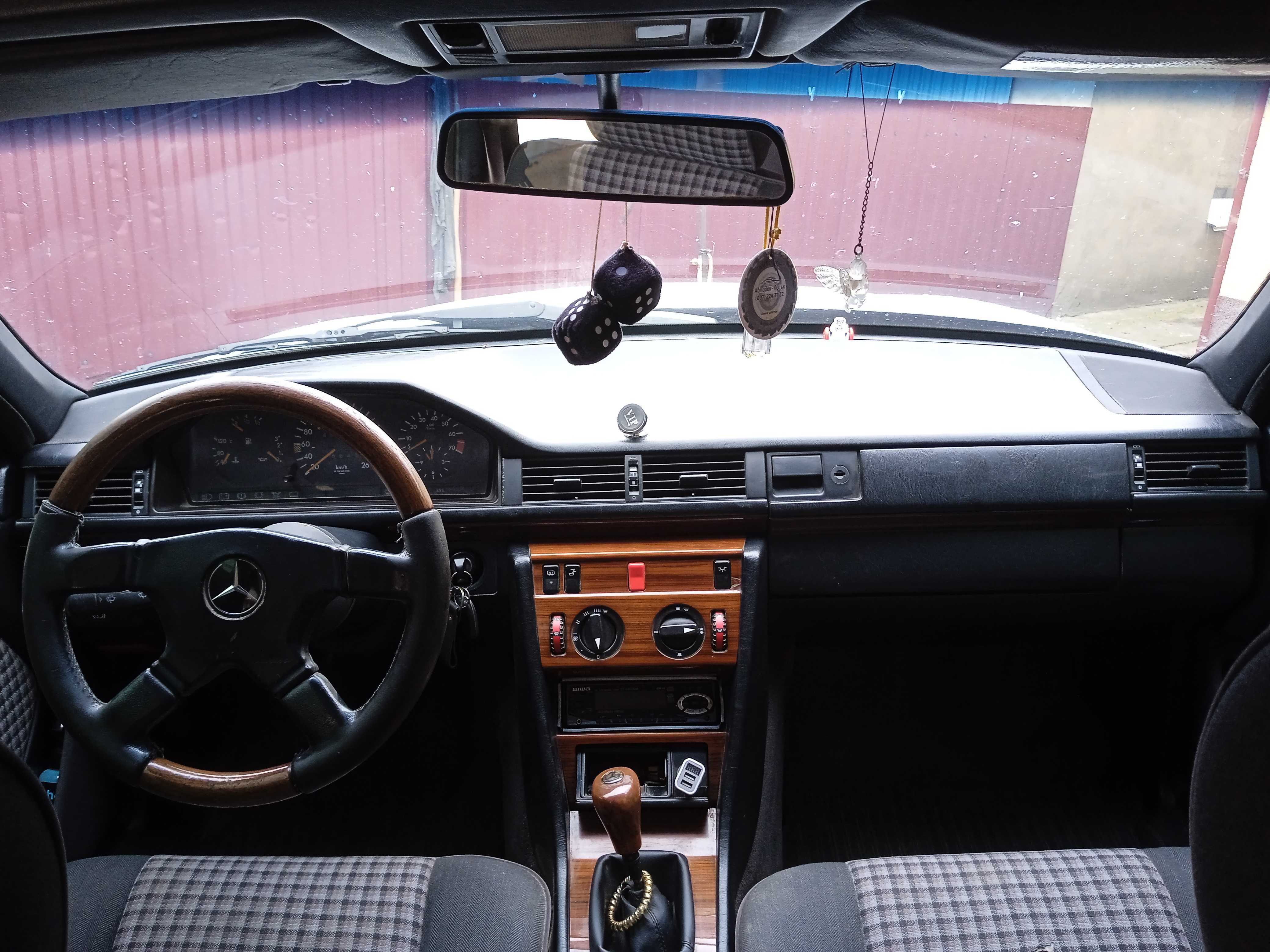 Продам Мерседес w124