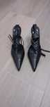Sapatos pretos sra.