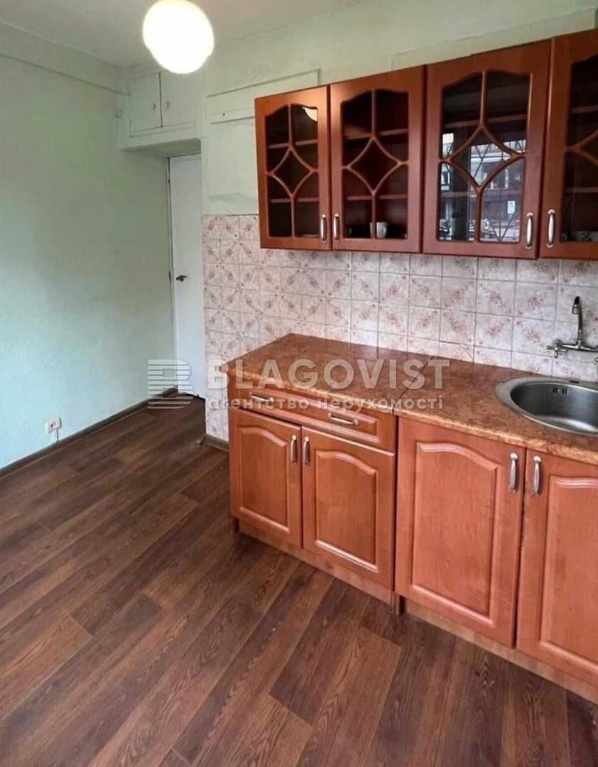 Продам 3к квартира 57м2, Лесі Українки бульвар 14, Печерськ