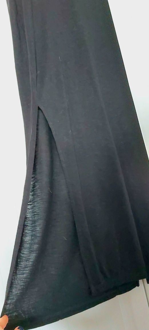 Dzianinowa sukienka z rozporkiem r. S/M