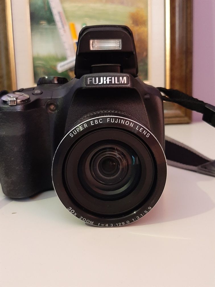 Máquina fotográfica Fujifilm sl300