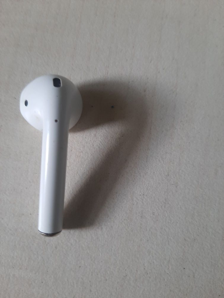 Lewą suchawka Apple airpods 2 generaci