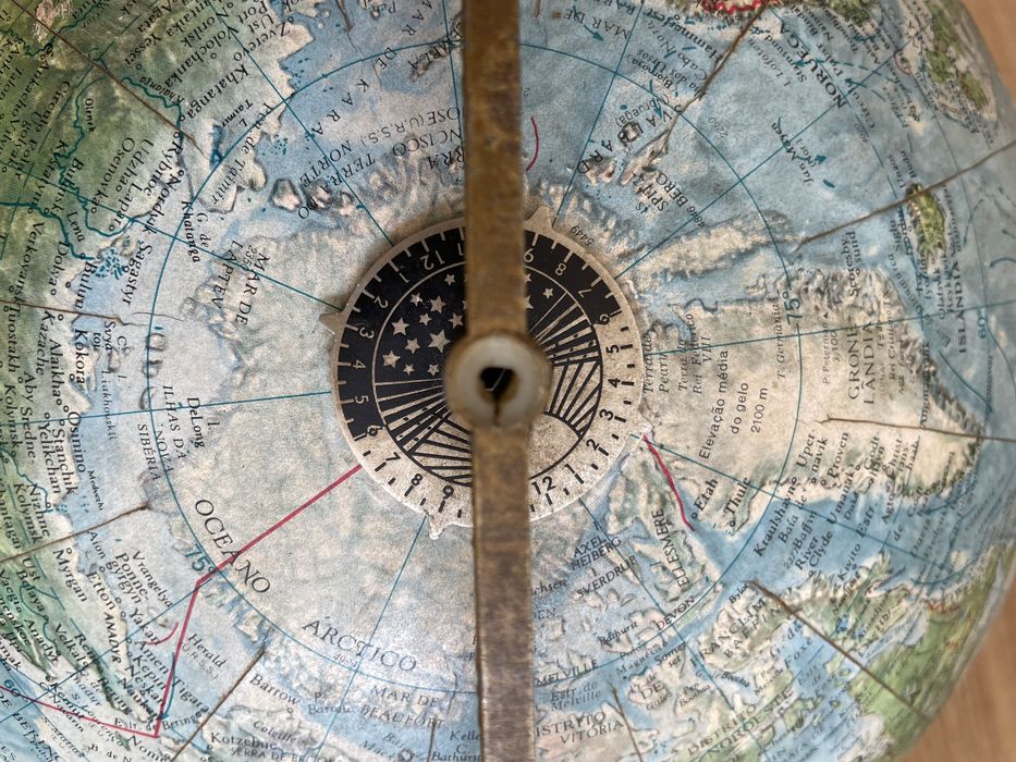 Globo vintage em bom estado