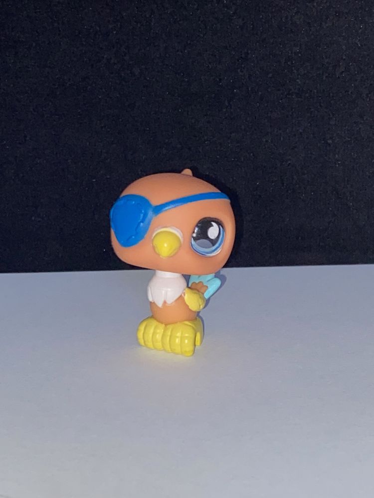 LPS Littlest Pet Shop papuga ze szklanym okiem