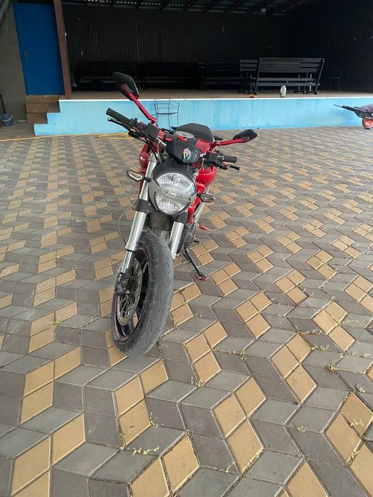 Продаю надёжный и стильный мотоцикл Ducati Monster 696, 2010 года