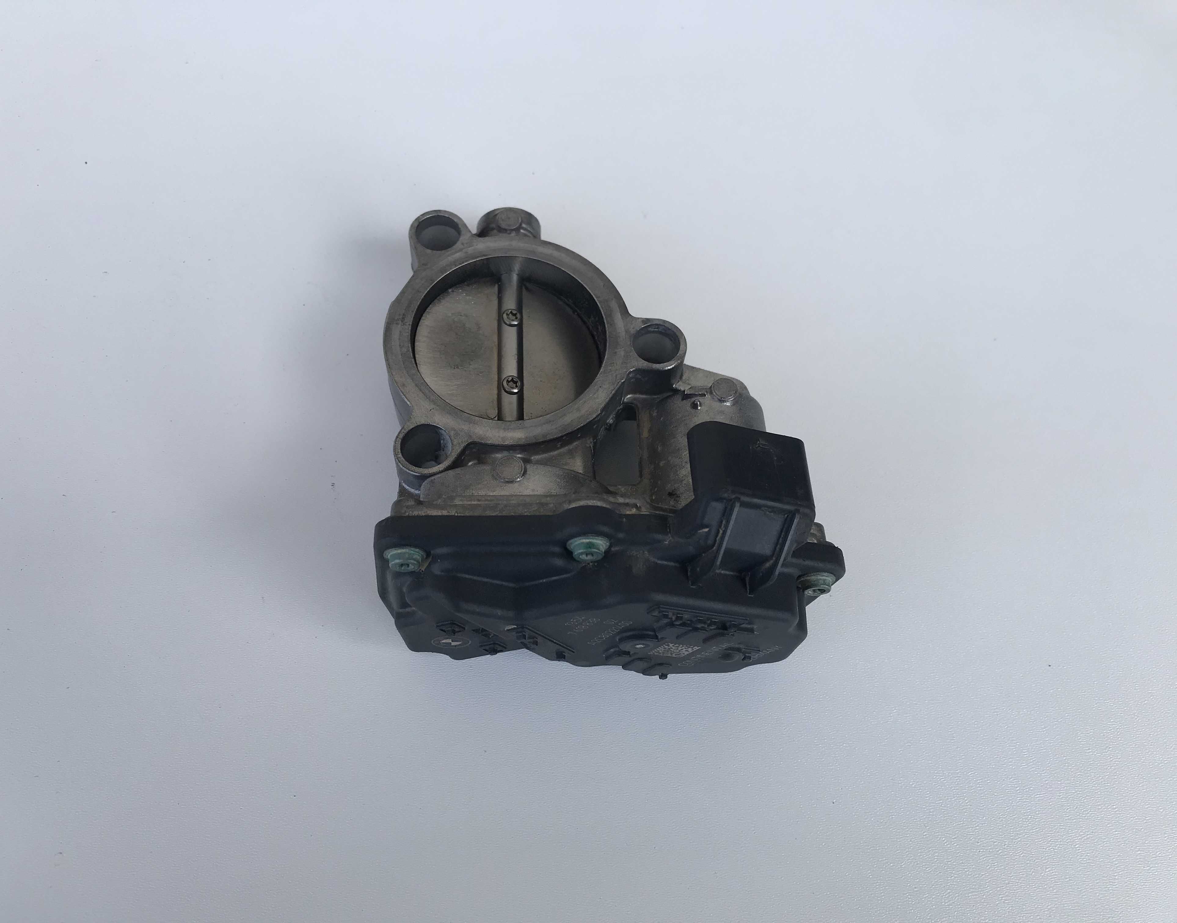 Дросельна заслонка BMW 3 Series F30. F80. F31. F34 - 2.0-3.0