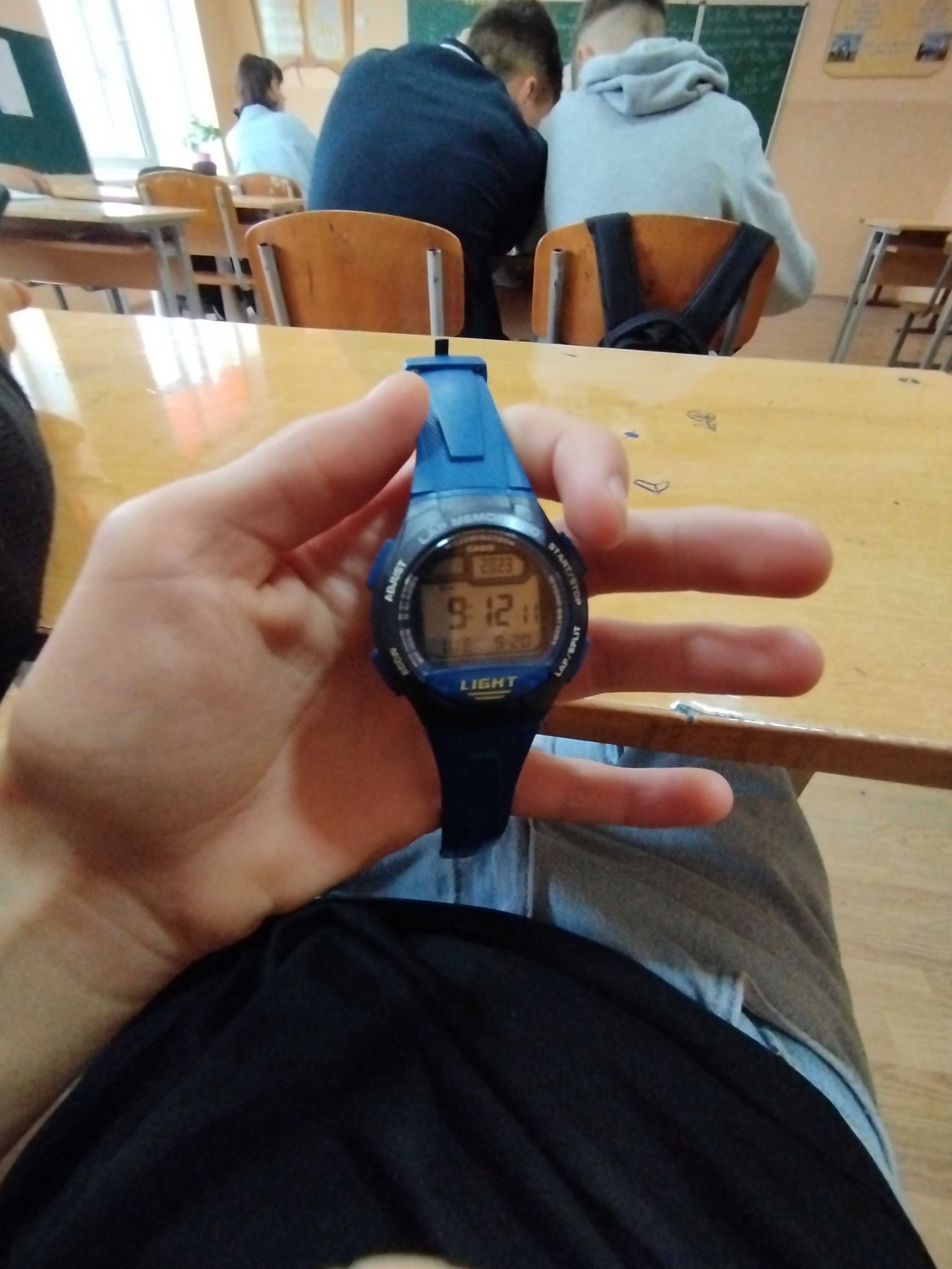 Casio W-734 дуже круті