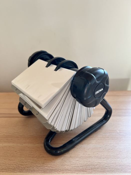 Wizytownik obrotowy na biurko SIGMA