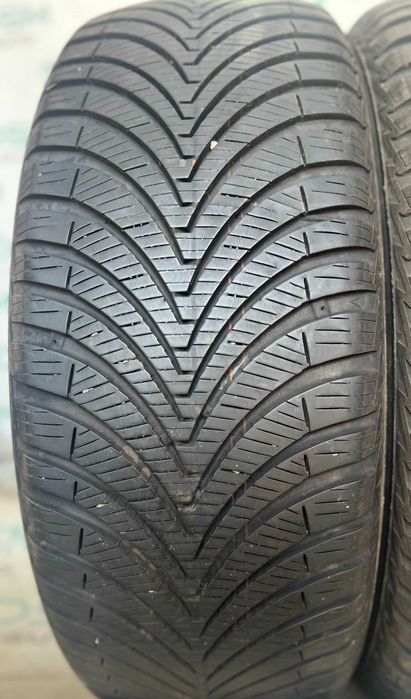 Скад шин б/в. 195/55 R15 Kumho Solus HA 32