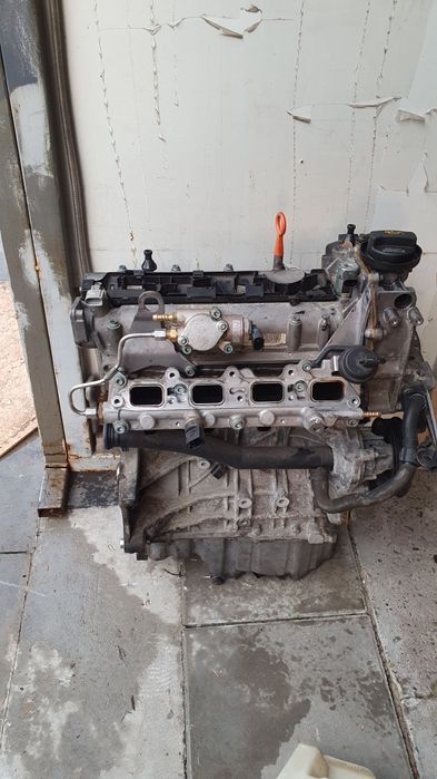 Volkswagen golf touran silnik glowica blok 1.6fsi 04-07r