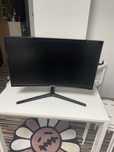 Samsung C24RG50FQU