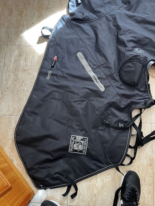 Capa Tucano Ubrano impremeavel para chuva scooter 125/150