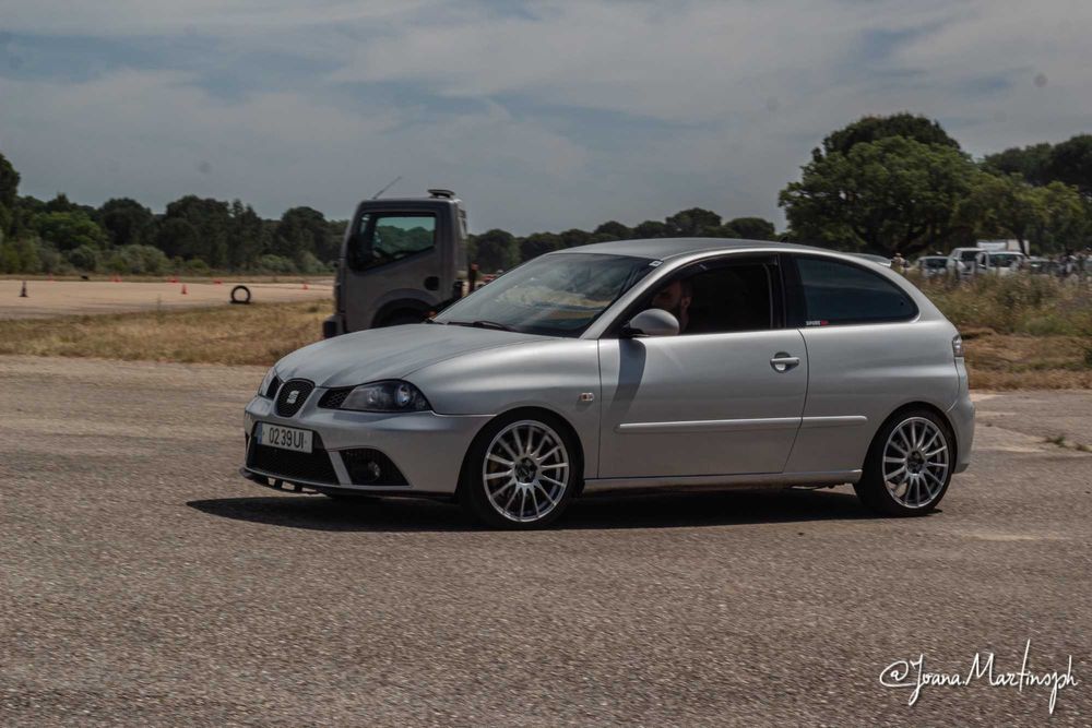 SEAT Ibiza 6L 5 Lugares PD130 ASZ Livrete 3xx