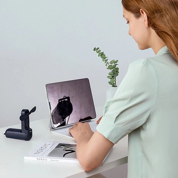 Mini wentylator Jisulife Handheld Fan Life8 przenośny wiatraczek USB z