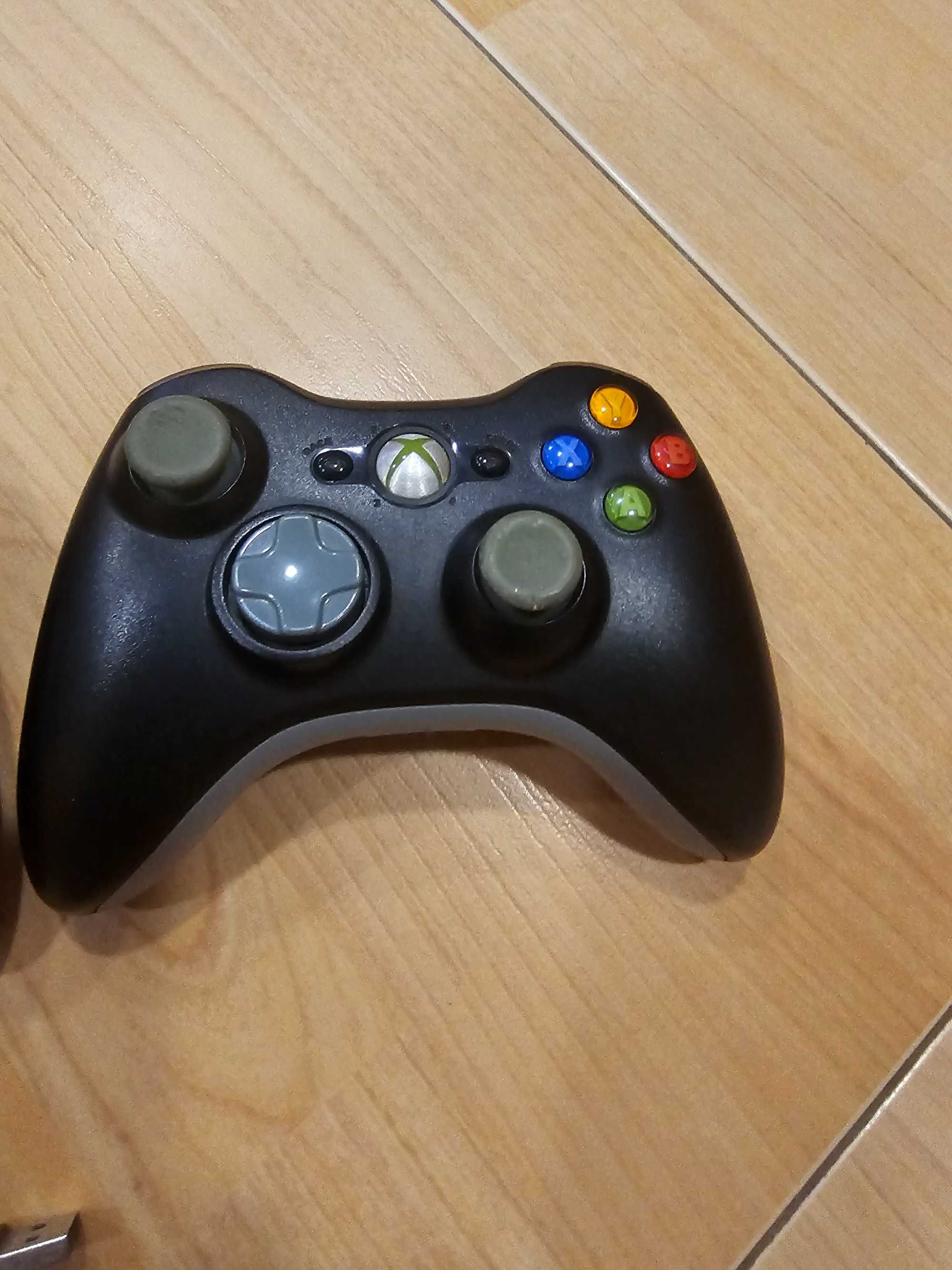 Xbox 360 + Jogos + Comando
