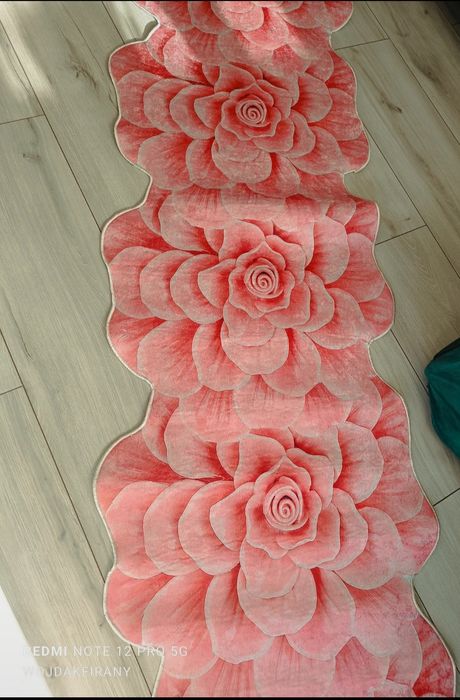 Nowe chodniki kwiaty kolor róż łososiowy 80x300