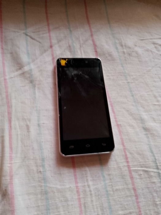 Doogee valencia dg 800 б/у на запчастини