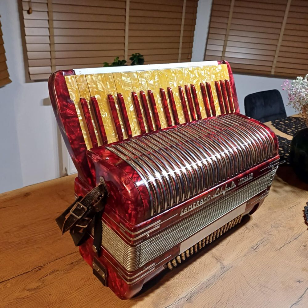 Akordeon włoski sila 120 basów 4/5 chóry
