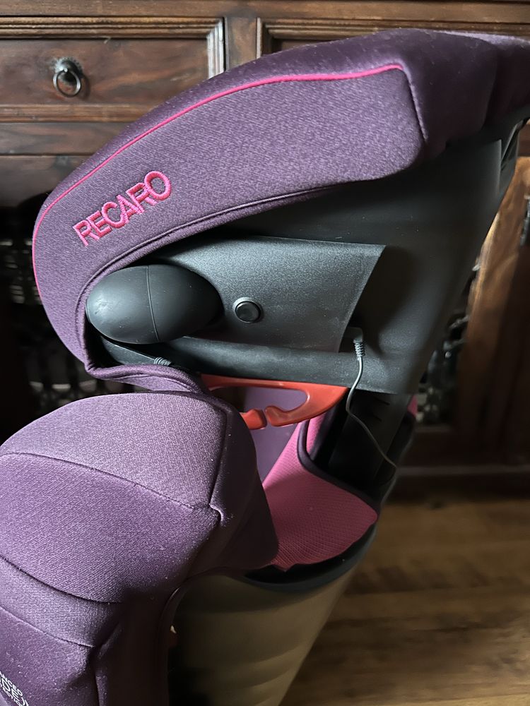 Idealny różowy fotelik samochodowy Recaro Monza Nova 2 15-36kg isofix