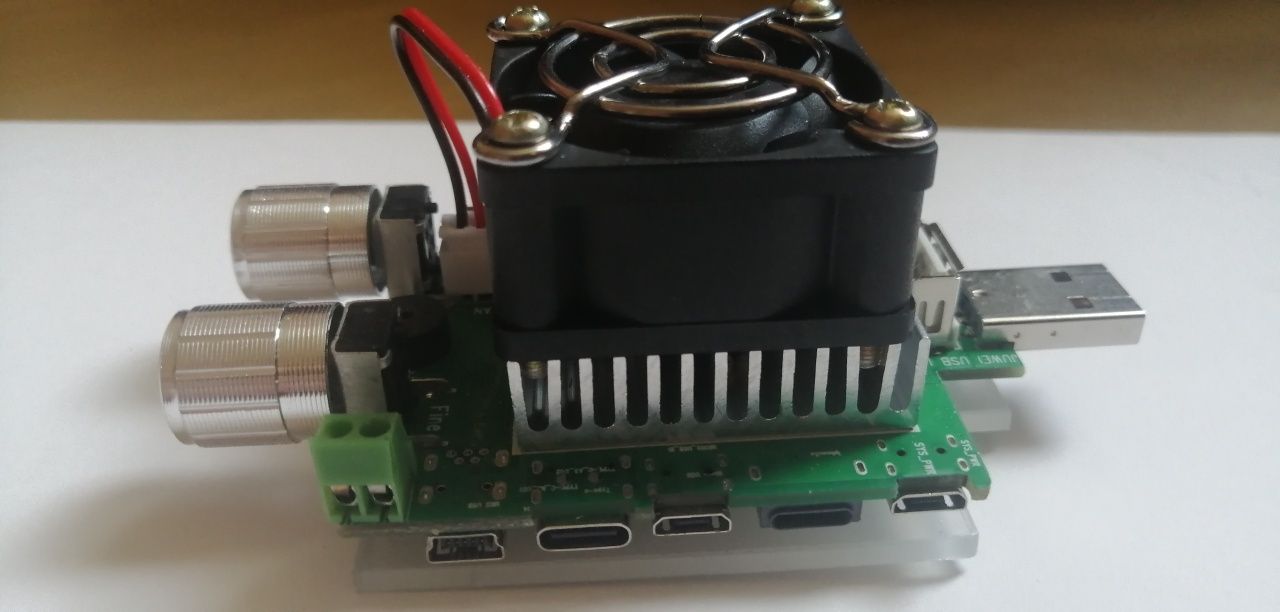 Электронная usb нагрузка 35w.