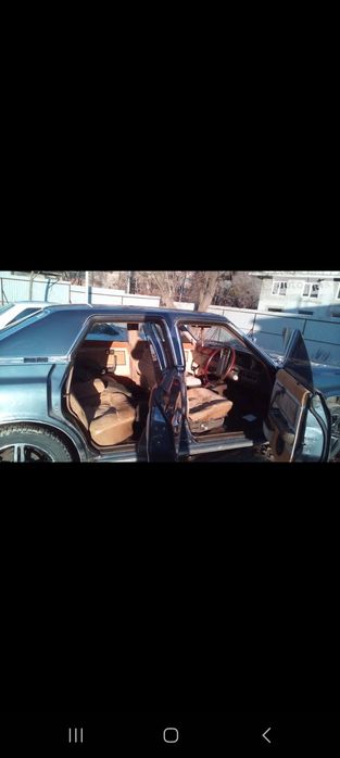 Ретро автомобіль