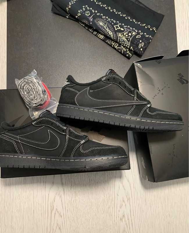 Jordan 1 Retro Low OG SP Travis Scott Black Phantom R.39