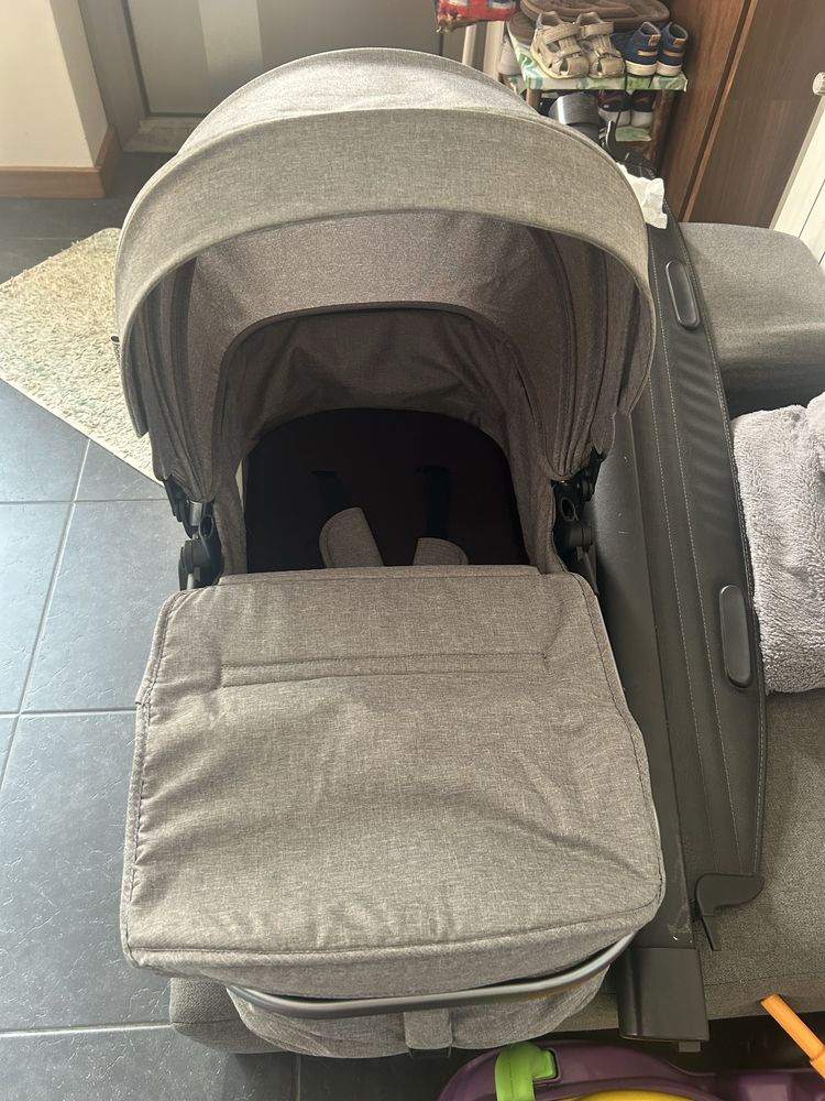 Carrinho de bebe completo