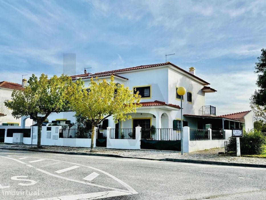 Lote com projeto aprovado para construção de moradia