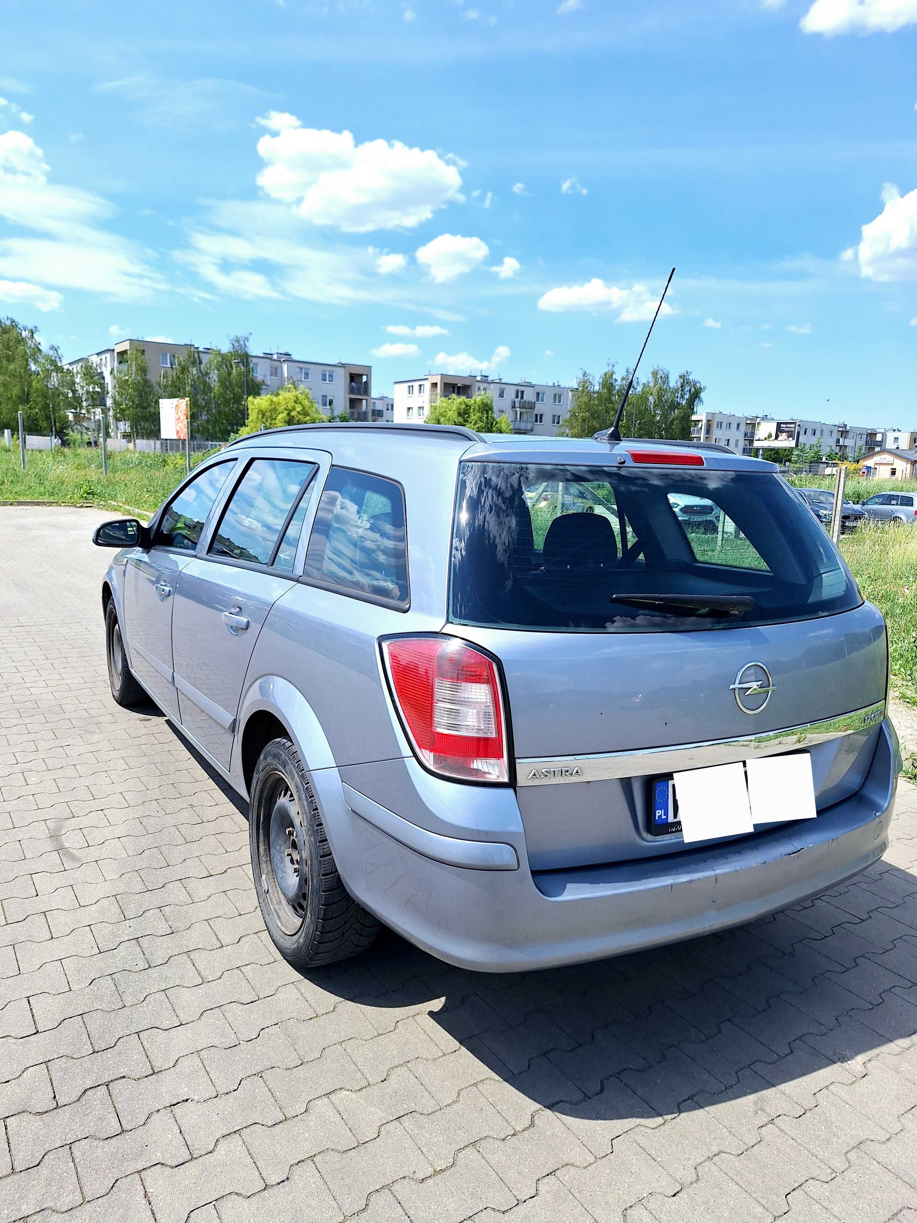 opel astra H   1.7 CDTI  Jest ekonomiczny i w dobrym stanie