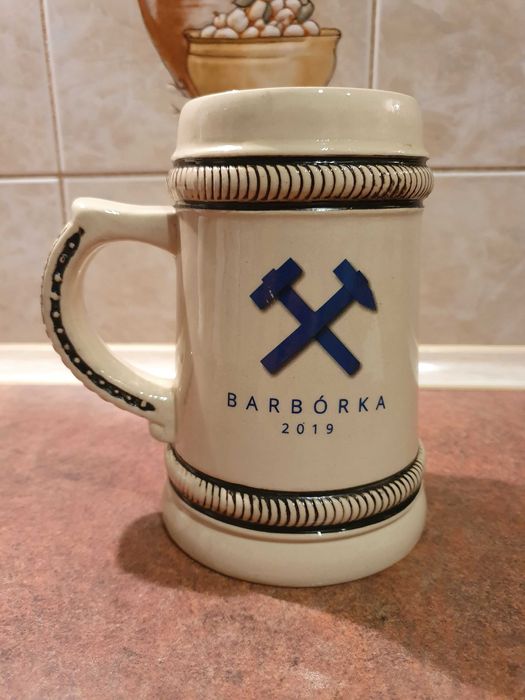 Kufel  BARBÓRKA  2019,  Grupa  pbi,  16  cm