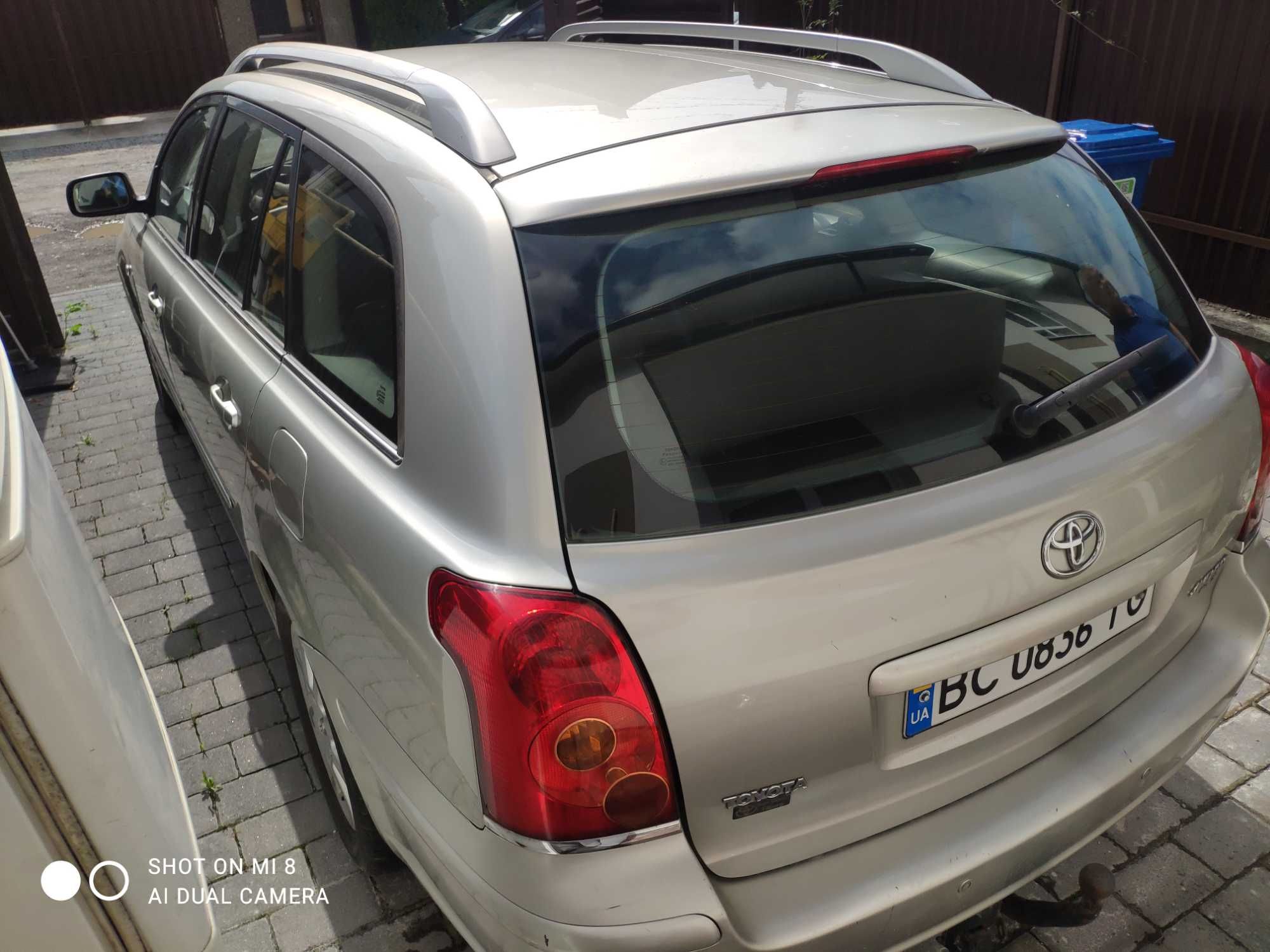 Автомобіль Тойота Авенсіс 2.0 D4D дизель