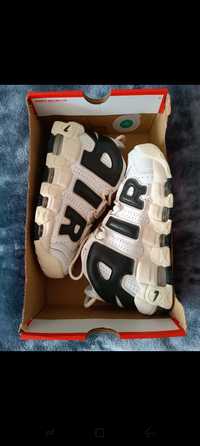 Nike air more uptempo