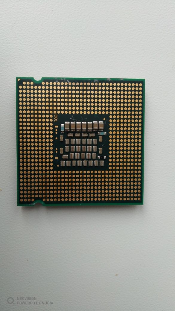 Процессоры Intel Core 2 Duo E6550,  Intel Celeron E1400