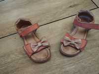 Sandałki dla dziewczynki Lasocki